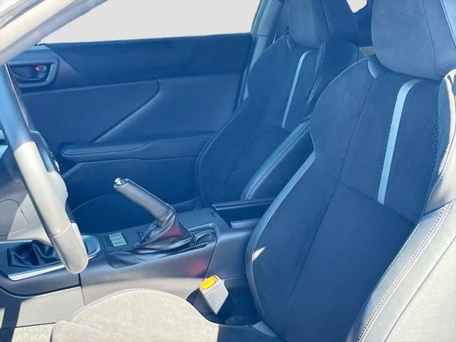 2025 Toyota GR86 Premium