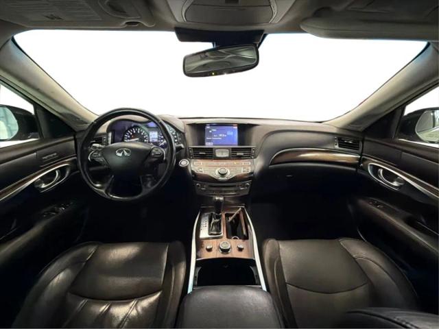 2016 INFINITI Q70L 3.7X