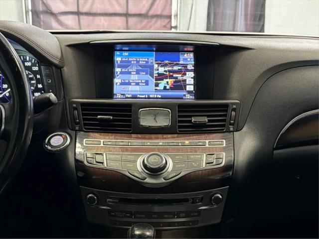 2016 INFINITI Q70L 3.7X