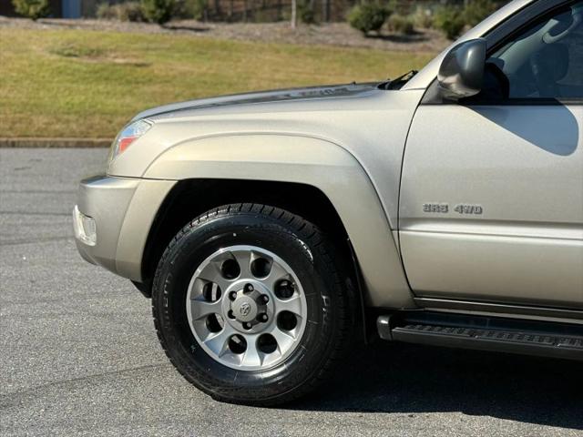 2004 Toyota 4Runner SR5 V6