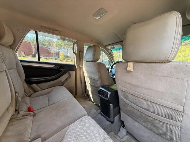 2004 Toyota 4Runner SR5 V6