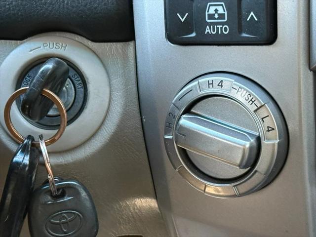 2004 Toyota 4Runner SR5 V6
