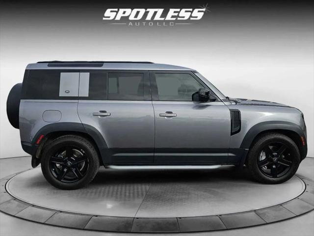 2021 Land Rover Defender 110 SE