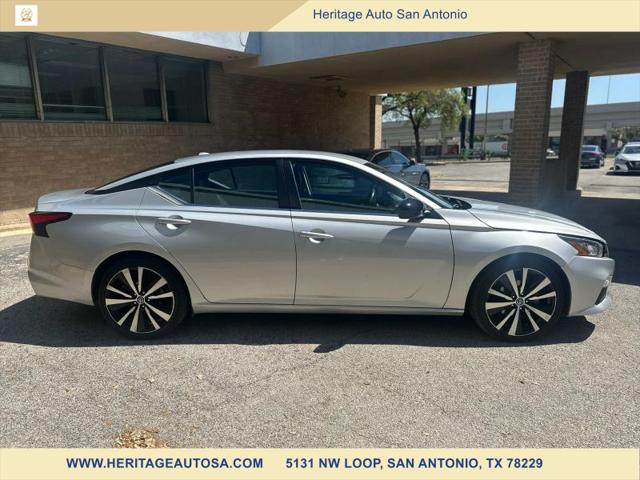 2021 Nissan Altima SR FWD
