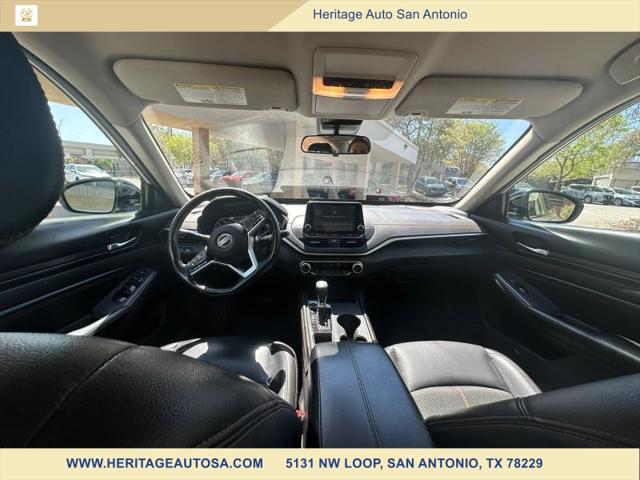 2021 Nissan Altima SR FWD