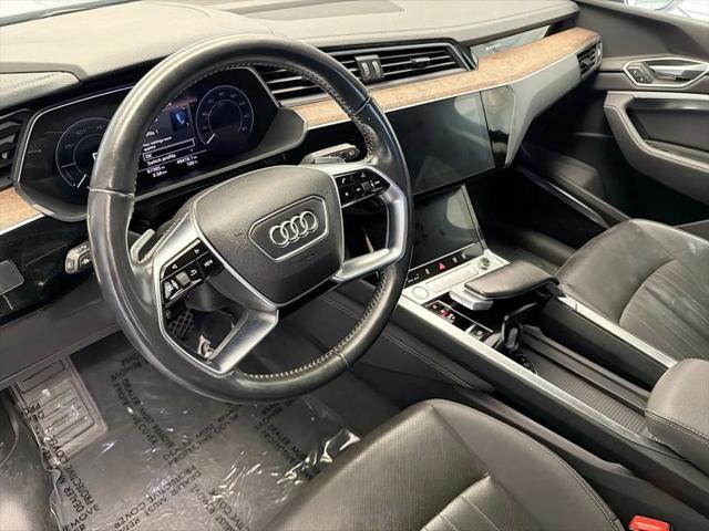 2019 Audi e-tron Premium Plus