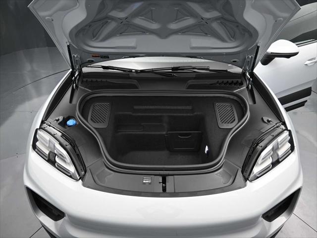 2026 Porsche Macan Electric 4