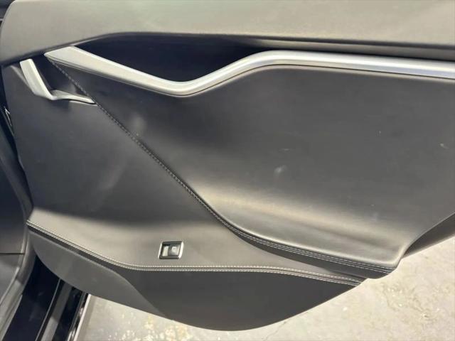 2015 Tesla Model S 85D