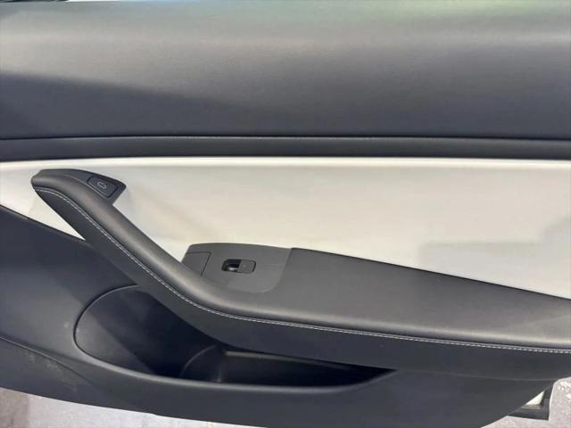 2021 Tesla Model 3 Standard Range Plus Rear-Wheel Drive