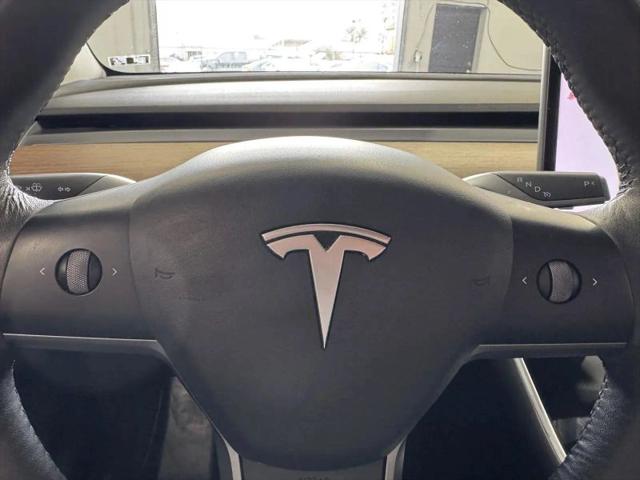 2021 Tesla Model Y Standard Range Rear-Wheel Drive