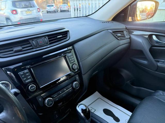 2017 Nissan Rogue SL