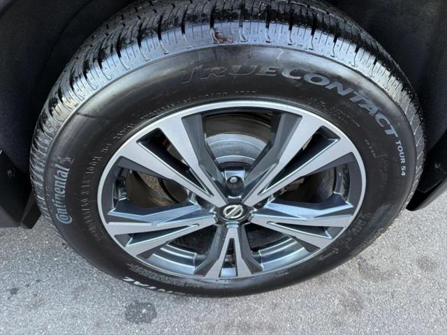 2017 Nissan Rogue SL