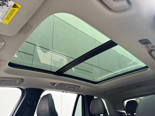 2020 Volvo XC90 Hybrid T8 Inscription 6 Passenger