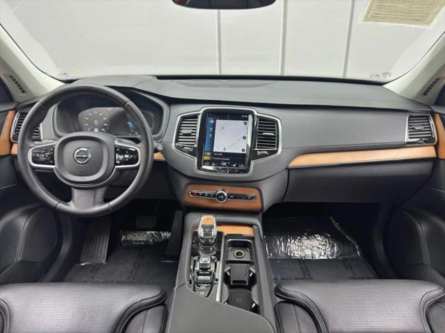 2020 Volvo XC90 Hybrid T8 Inscription 6 Passenger
