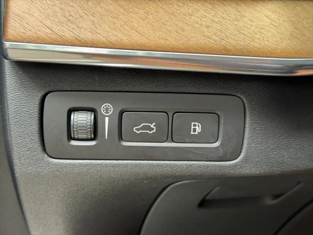 2020 Volvo XC90 Hybrid T8 Inscription 6 Passenger