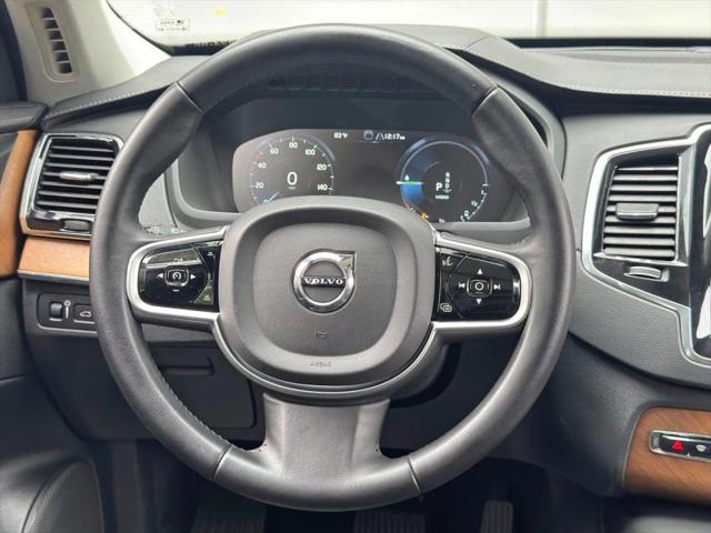 2020 Volvo XC90 Hybrid T8 Inscription 6 Passenger