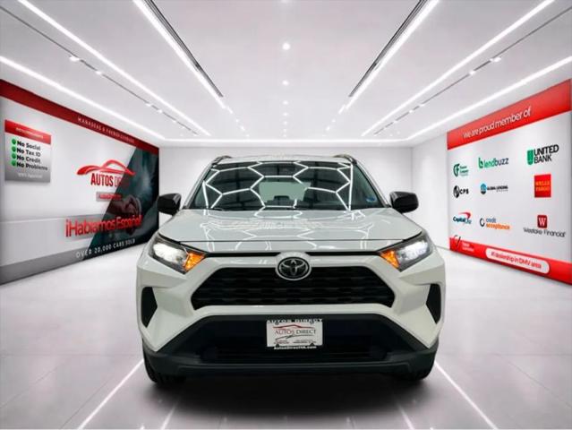 2020 Toyota RAV4 LE