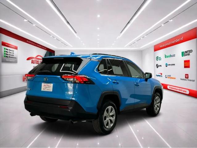 2021 Toyota RAV4 LE
