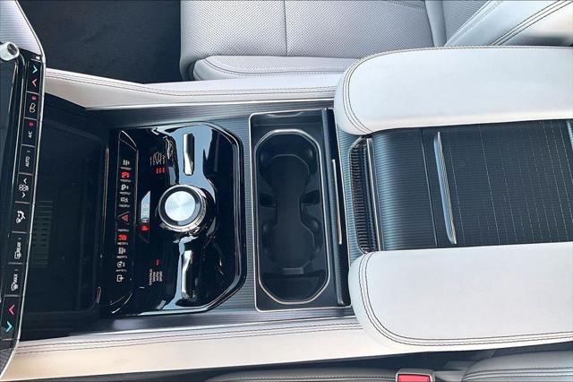 2026 Jeep Grand Wagoneer L Summit Obsidian 4x4