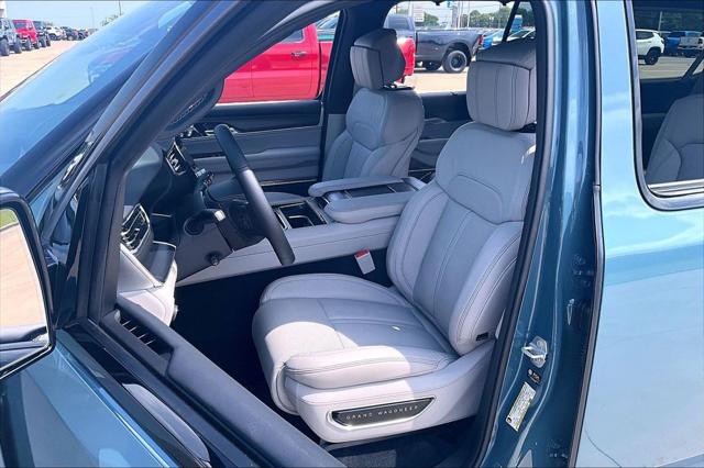 2026 Jeep Grand Wagoneer L Summit Obsidian 4x4