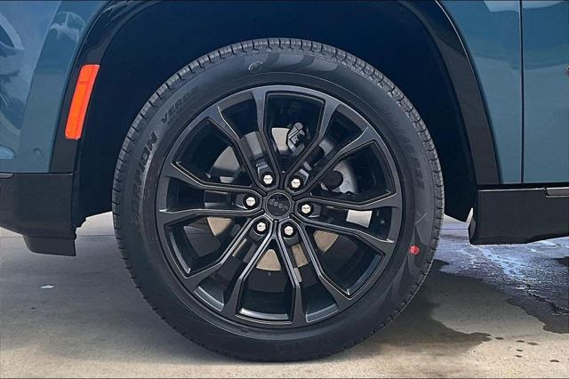 2026 Jeep Grand Wagoneer L Summit Obsidian 4x4