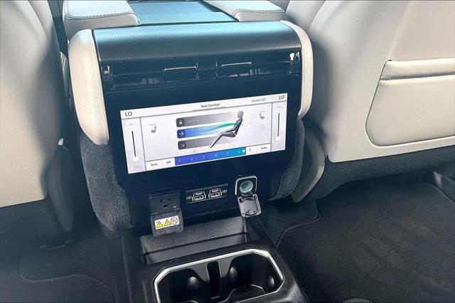 2026 Jeep Grand Wagoneer L Summit Obsidian 4x4