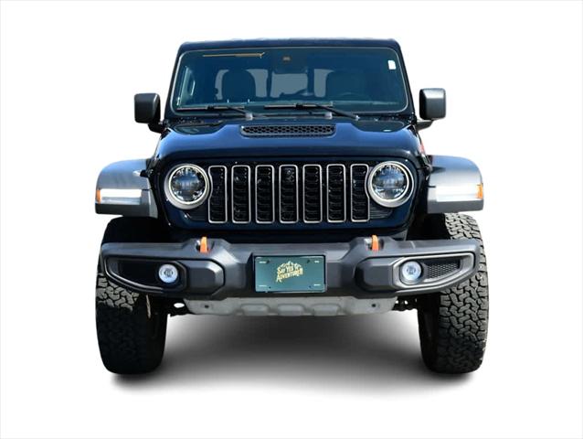 2024 Jeep Gladiator Sport