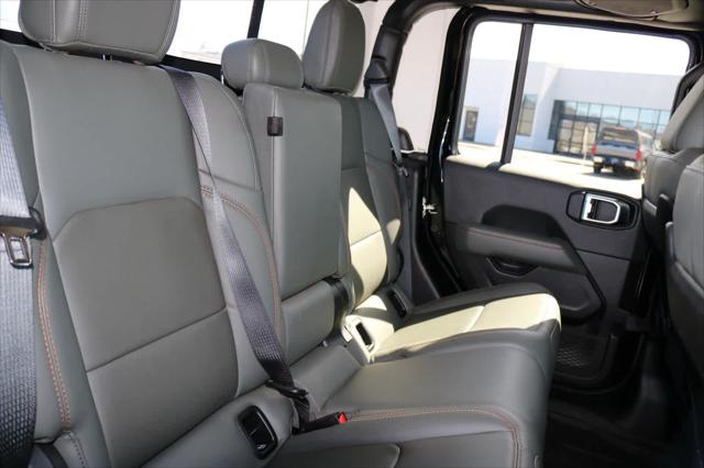 2024 Jeep Gladiator Sport