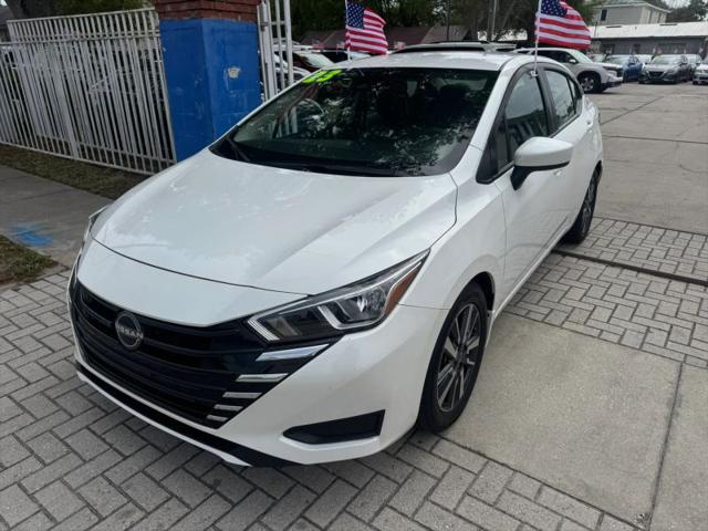 2023 Nissan Versa 1.6 SV Xtronic CVT for sale in Orlando, FL