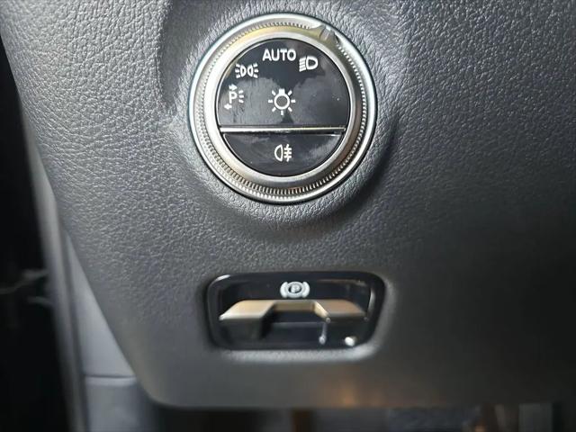 2026 Mercedes-Benz C-CLASS C 300 C 300