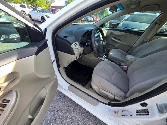 2011 Toyota Corolla LE