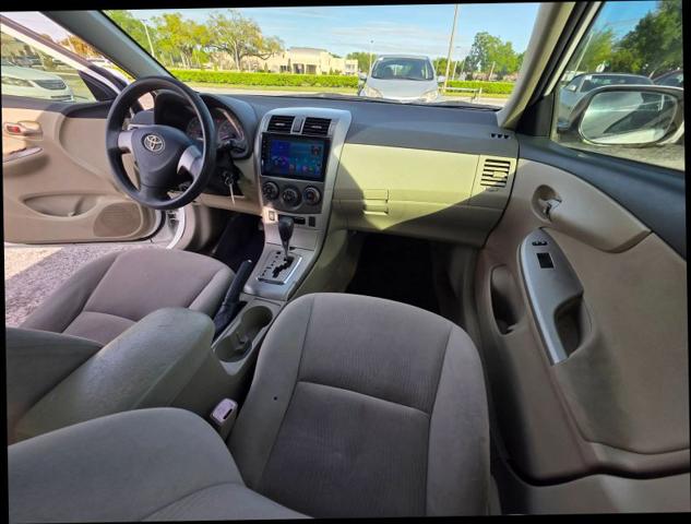 2011 Toyota Corolla LE