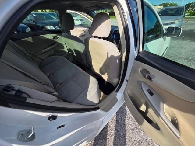 2011 Toyota Corolla LE