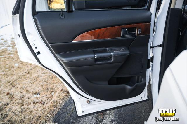 2013 Lincoln MKX Base