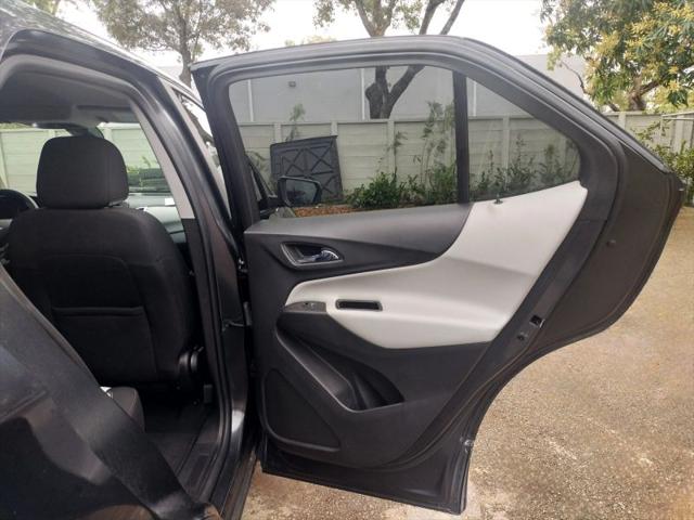 2022 Chevrolet Equinox FWD 1FL