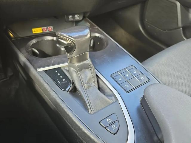 2023 Lexus UX 250h Premium