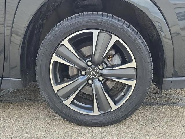 2023 Lexus UX 250h Premium