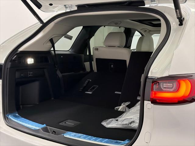 2026 Mazda X-90 Premium Plus