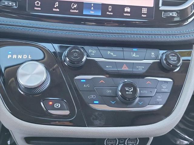 2021 Chrysler Pacifica Hybrid Touring L