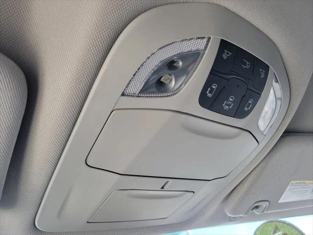 2021 Chrysler Pacifica Hybrid Touring L