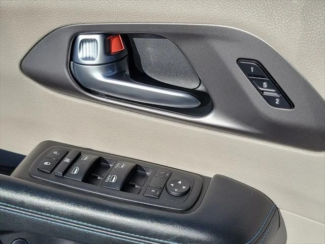 2021 Chrysler Pacifica Hybrid Touring L