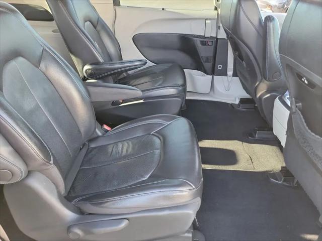 2021 Chrysler Pacifica Hybrid Touring L