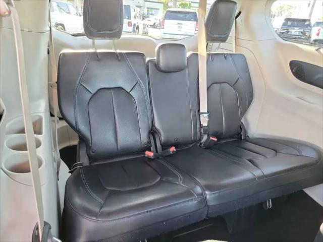 2021 Chrysler Pacifica Hybrid Touring L
