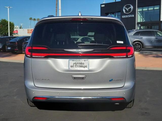 2021 Chrysler Pacifica Hybrid Touring L