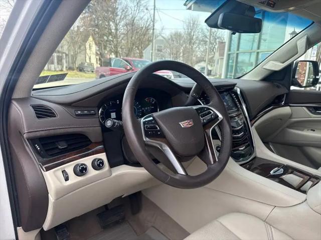2017 Cadillac Escalade Luxury