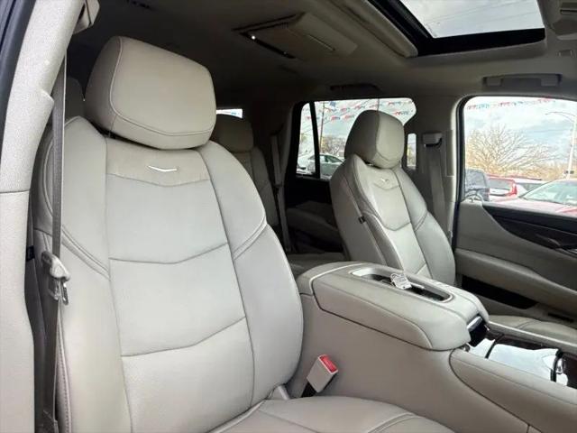 2017 Cadillac Escalade Luxury