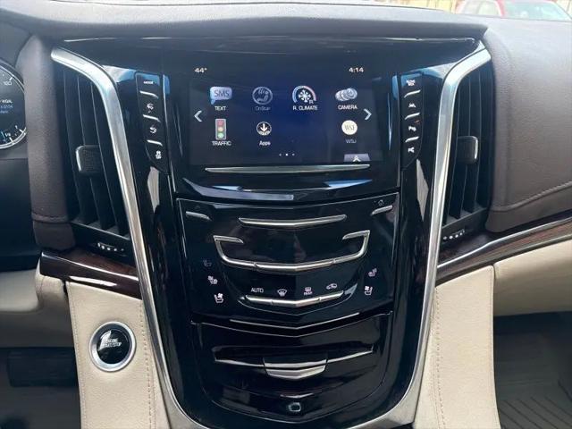 2017 Cadillac Escalade Luxury