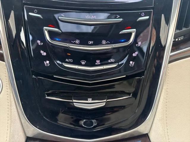2017 Cadillac Escalade Luxury