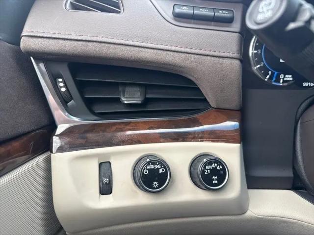 2017 Cadillac Escalade Luxury