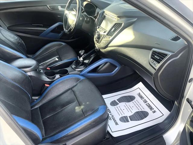2013 Hyundai Veloster Turbo w/Blue